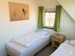 Pet-loving Stay With Garden
