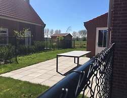 Elegant Holiday Home With Garden