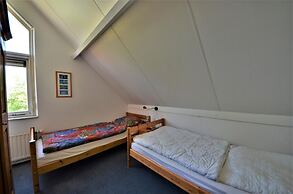 Lively Bungalow on the Water