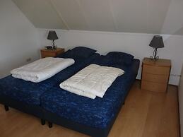 Beautiful Holiday Home With Garden