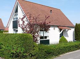 Beautiful Holiday Home With Garden