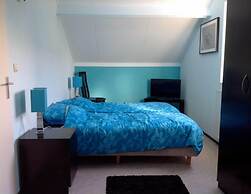 Bungalow in Breskens With Waterfront Jetty