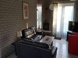 Nice Holiday Home Near the Beach