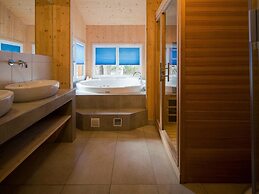 Enchanting Chalet With hot tub