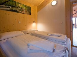 Enchanting Chalet With hot tub