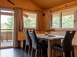 Enchanting Chalet With hot tub