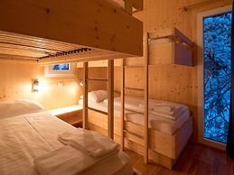 Enchanting Chalet With hot tub