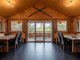 Enchanting Chalet With hot tub