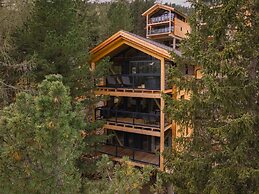 Attractive Chalet With Sauna