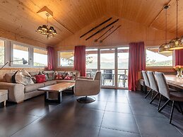 Lively Chalet With hot tub