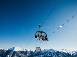 Studio Apartment Near Skiing