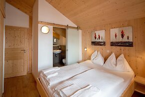 Attractive Chalet With hot tub