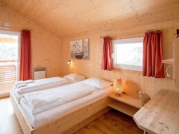 Attractive Chalet With hot tub