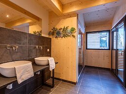 Spacious Chalet With Finnish Sauna