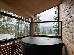 Spacious Chalet With Finnish Sauna