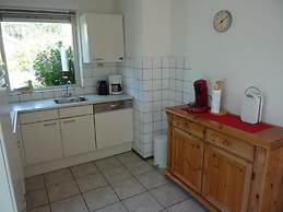 Attractive Bungalow With Garden