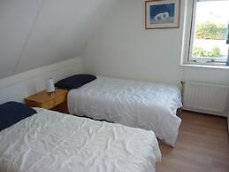 Attractive Bungalow With Garden