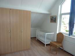 Attractive Bungalow With Garden