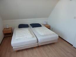 Attractive Bungalow With Garden