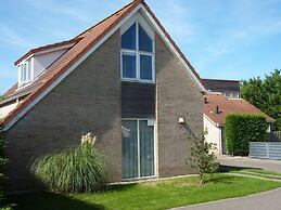 Attractive Bungalow With Garden