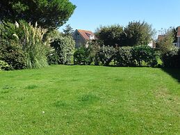 Attractive Bungalow With Garden