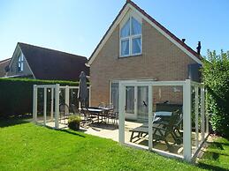 Bungalow in Breskens Near Beach & Lighthouse