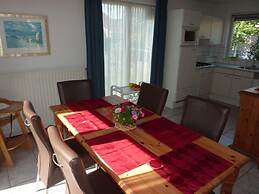 Attractive Bungalow With Garden