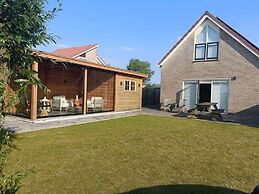 Lovely Holiday Home With Garden