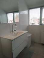 Amazing Bungalow With Garden