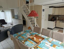 Pleasant Holiday Home With Garden