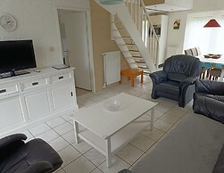 Pleasant Holiday Home With Garden