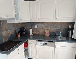 Pleasant Holiday Home With Garden