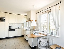 Pleasant Holiday Home on the Water