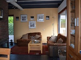 Lovely Holiday Home With Fenced Garden