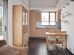 Zeeland Home With Fireplace