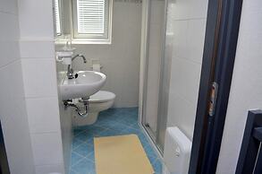 Lovely Holiday Home With Fenced Garden