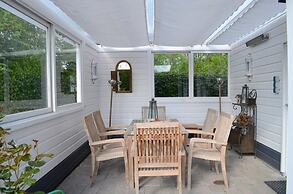 Zeeland Home With Fireplace