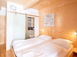 Amazing Chalet With Sauna