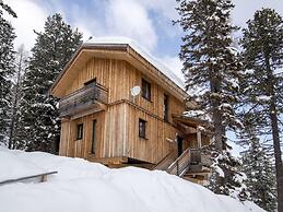 Amazing Chalet With Sauna