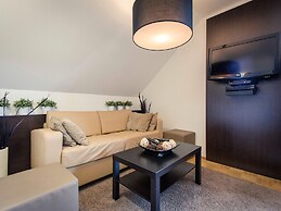 Inviting Apartment Near Skiing