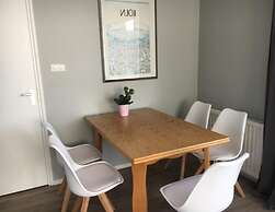 Amazing Bungalow With Garden