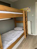 Amazing Bungalow With Garden