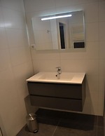 Amazing Bungalow With Garden