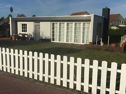 Amazing Bungalow With Garden