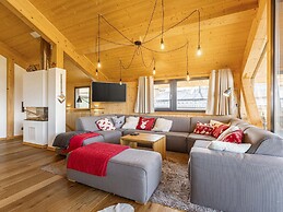 Cosy Chalet With Sauna