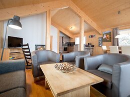 Amazing Chalet With Whirlpool