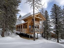 Amazing Chalet With Infrared Sauna