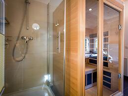 Cosy Chalet With Infrared Sauna