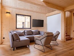 Inviting Chalet With Sauna