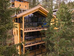 Inviting Chalet With Sauna